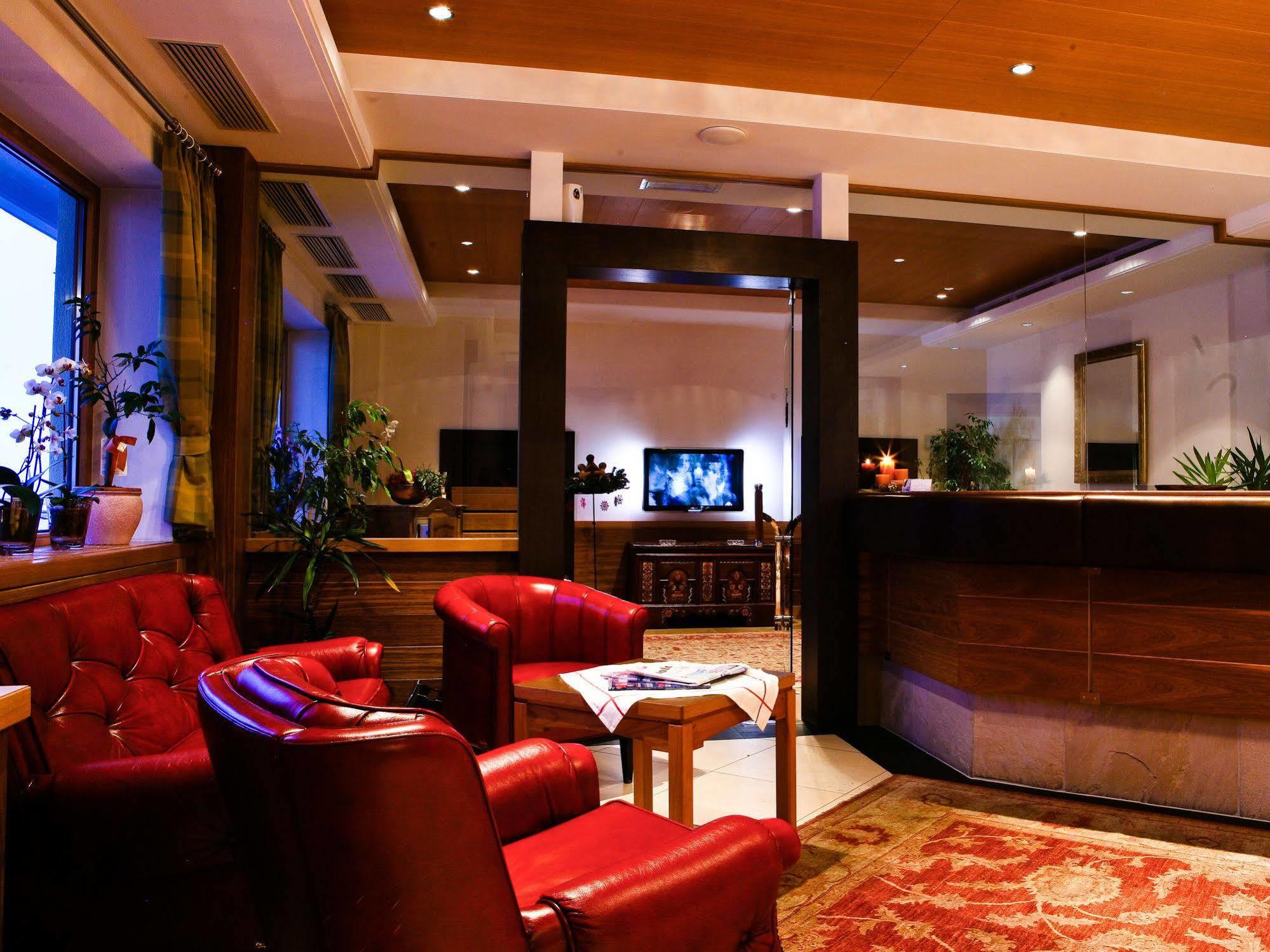 Hotel Cristallo Solda Ngoại thất bức ảnh