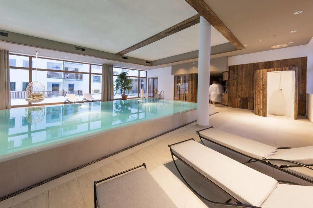 Hotel Cristallo Solda Ngoại thất bức ảnh